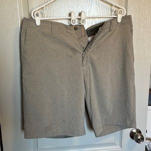 Men’s Shorts. Ben Hogan. Tan or khaki